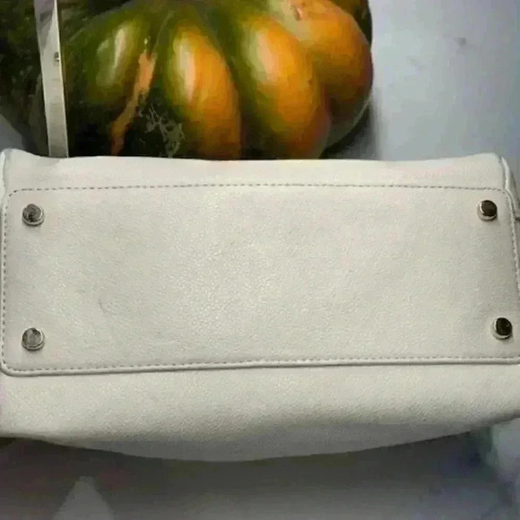 Kate Spade Pebbled Leather Tote/Shoulder/Crossbody Bag Cream Color - Picture 15 of 15